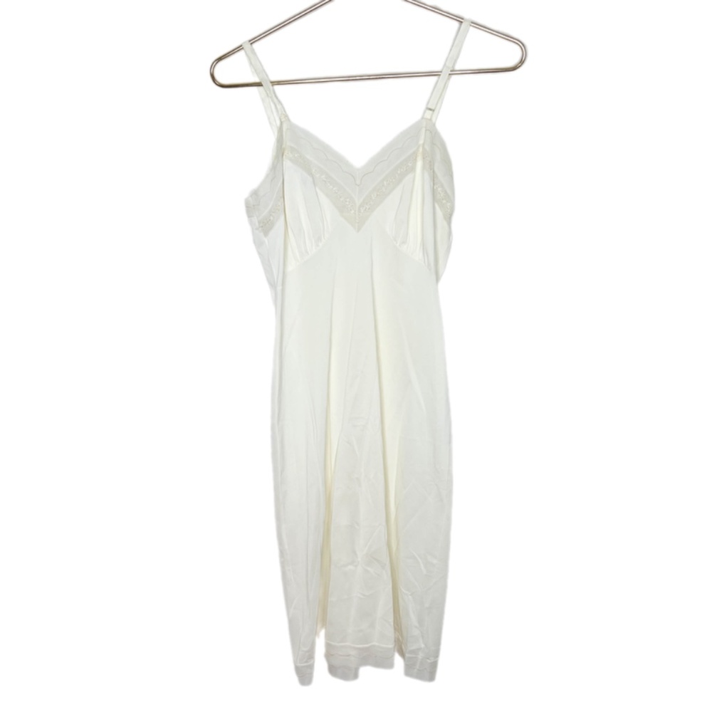Vintage White Slip Hollywood Vassarette Nylon Dress Small 32